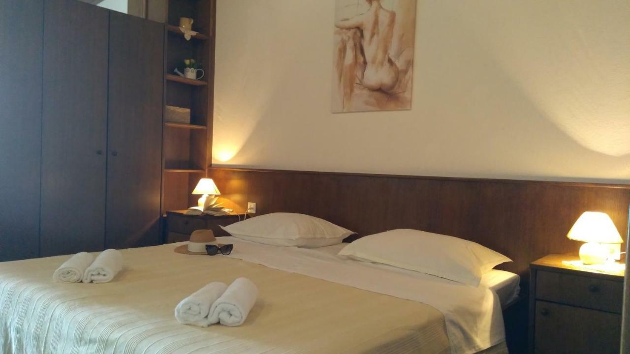 Hotel House Nede Medic Brela Esterno foto