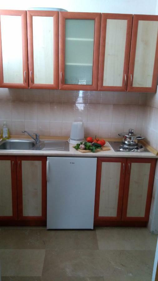 Hotel House Nede Medic Brela Esterno foto